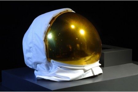 طلا و نقش آن در کلاه فضانوردان